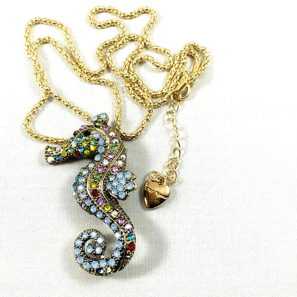 💥SOLD💥 on eBay Betsey Johnson Seahorse Necklace - Picture 2 of 8